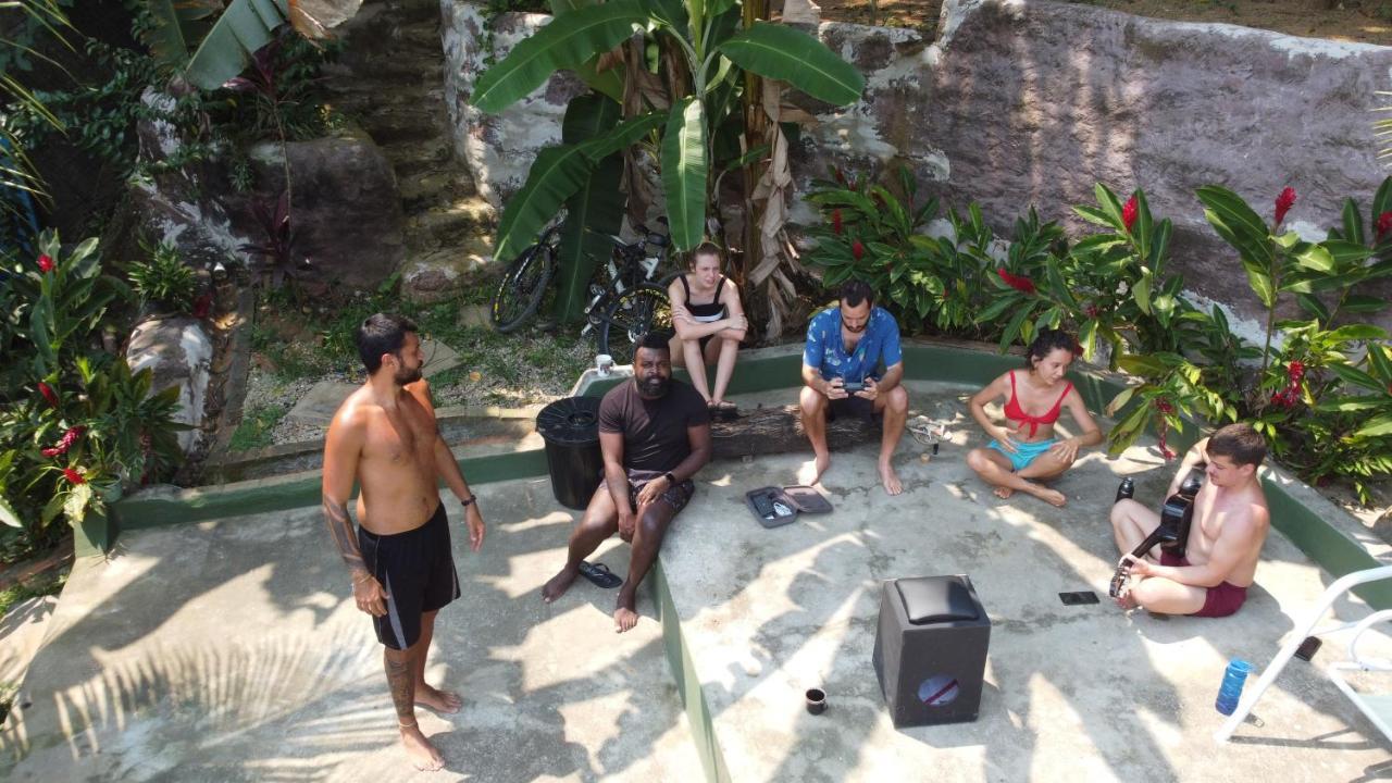 Sintonia Surf Hostel E Bar أوباتوبا المظهر الخارجي الصورة